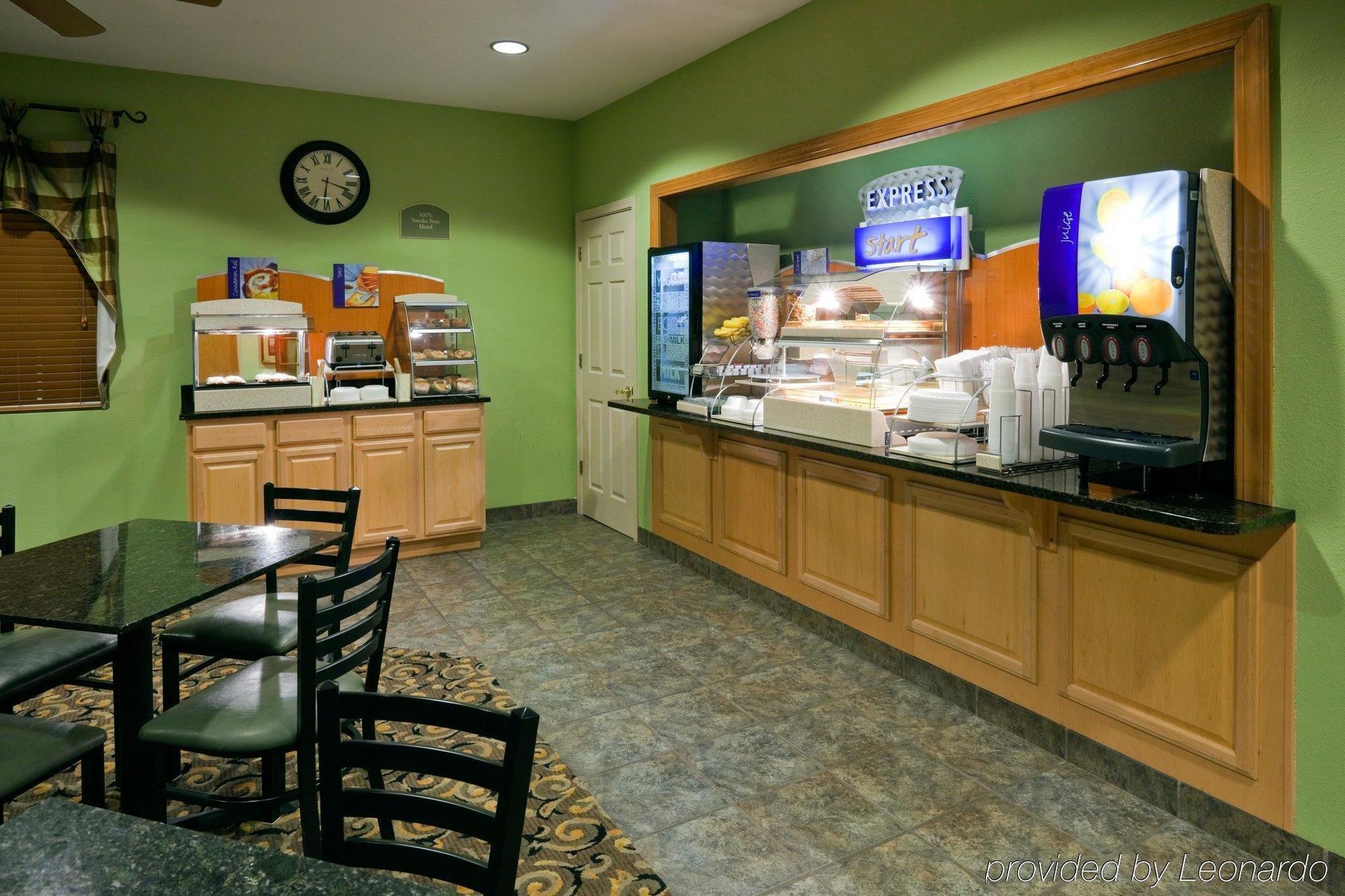 Quality Inn & Suites Hendersonville - Flat Rock Exterior photo
